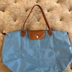 Medium Longchamp Le Pliage Tote (see dimensions in images), LIGHT BLUE